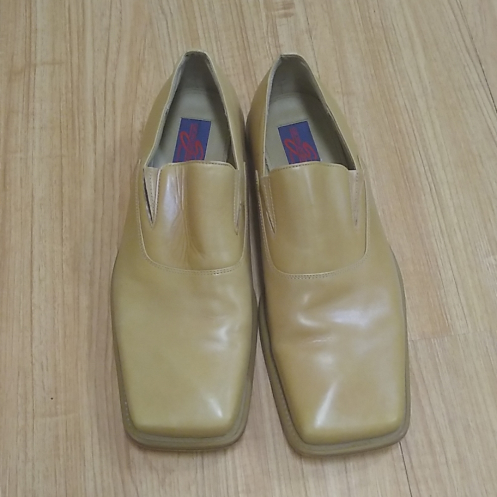 Giorgio Brutini shoes